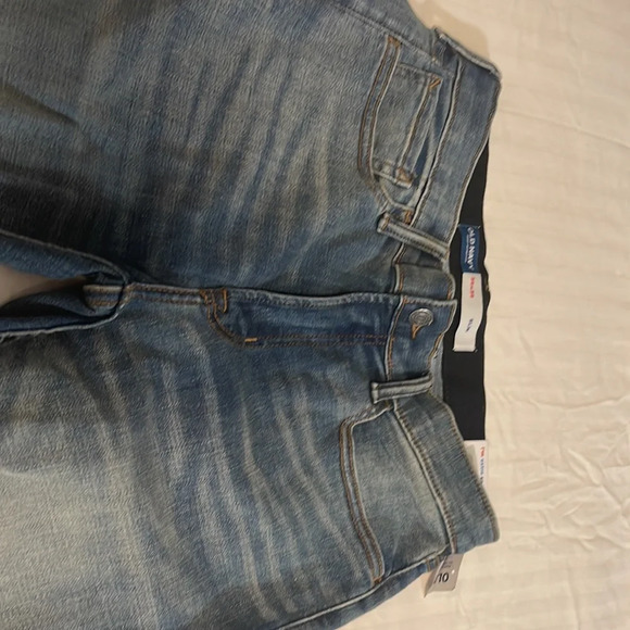 Old navy - Picture 2 of 4